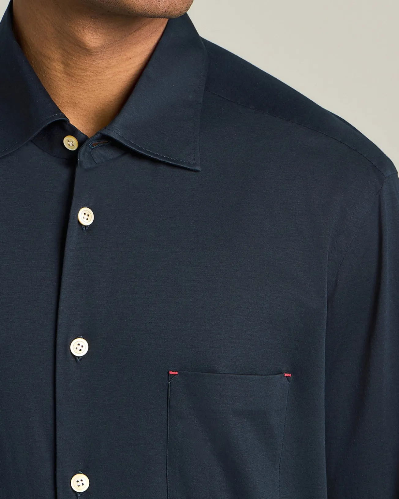 Camicia Nerano in jersey con pince naturali