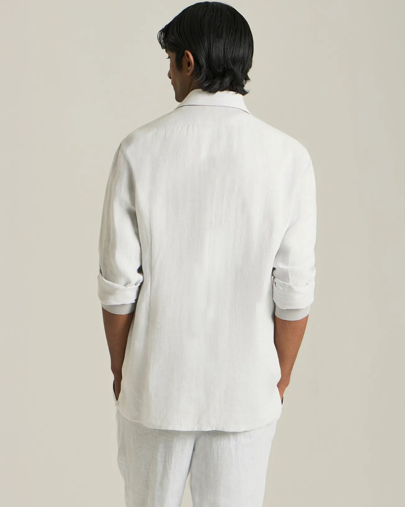 Camicia Nerano in lino con taschino decorato