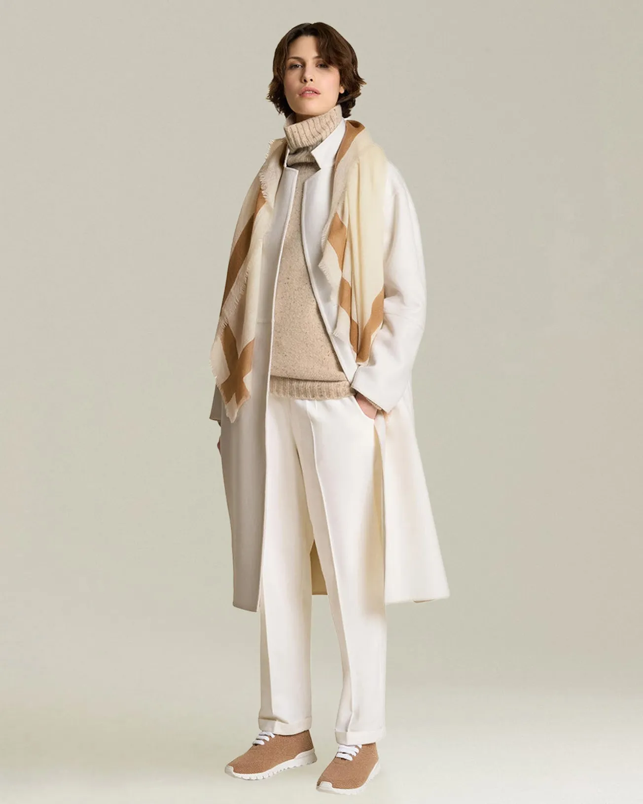 Maglione donna a collo alto in cashmere canneté beige