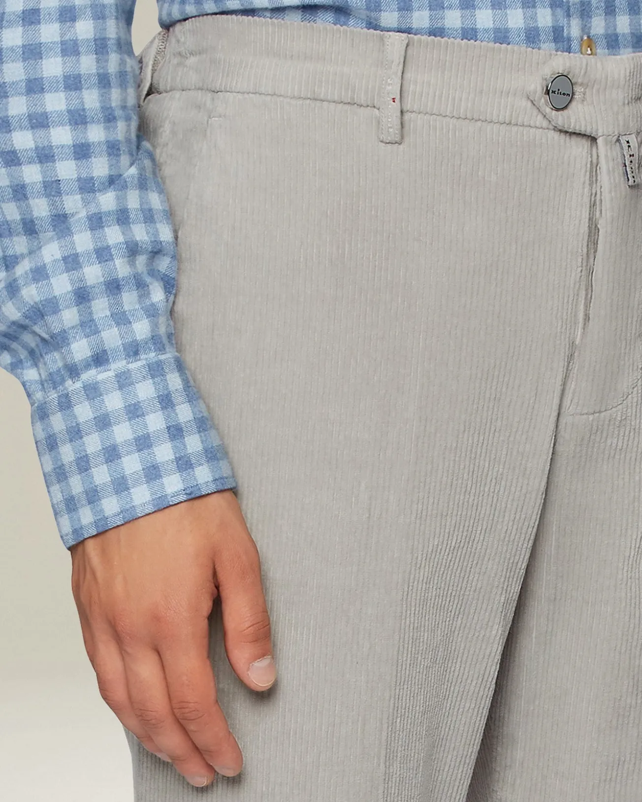 Pantalone grigio chiaro a coste in blend di contone e cashmere
