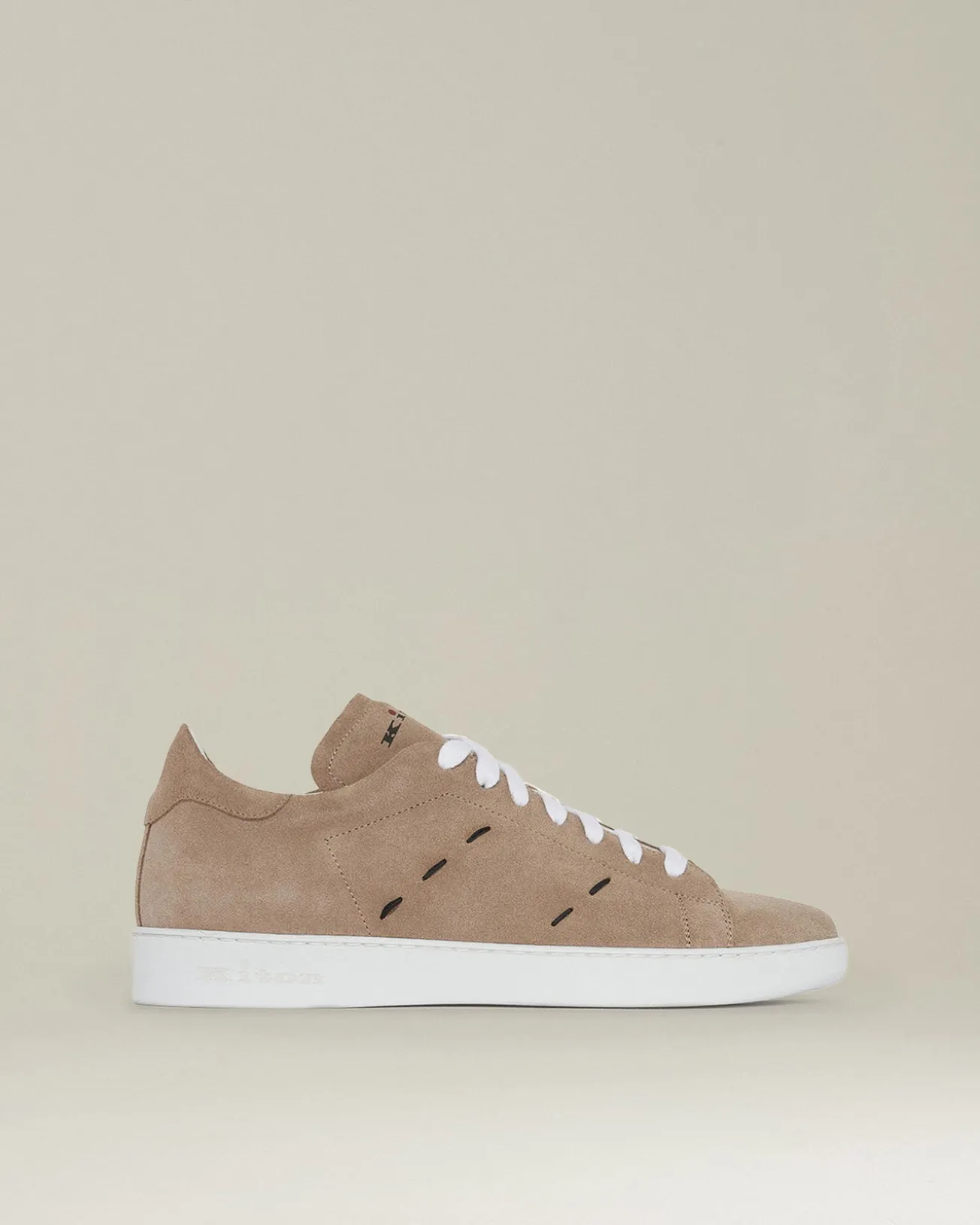 Sneakers uomo in pelle di vitello scamosciata beige
