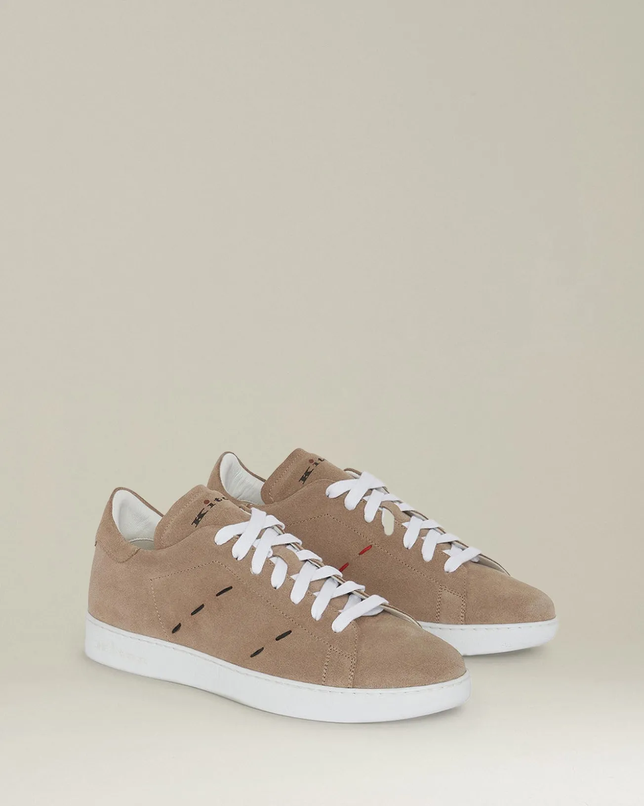 Sneakers uomo in pelle di vitello scamosciata beige