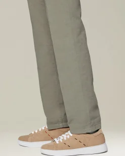 Sneakers uomo in pelle di vitello scamosciata beige