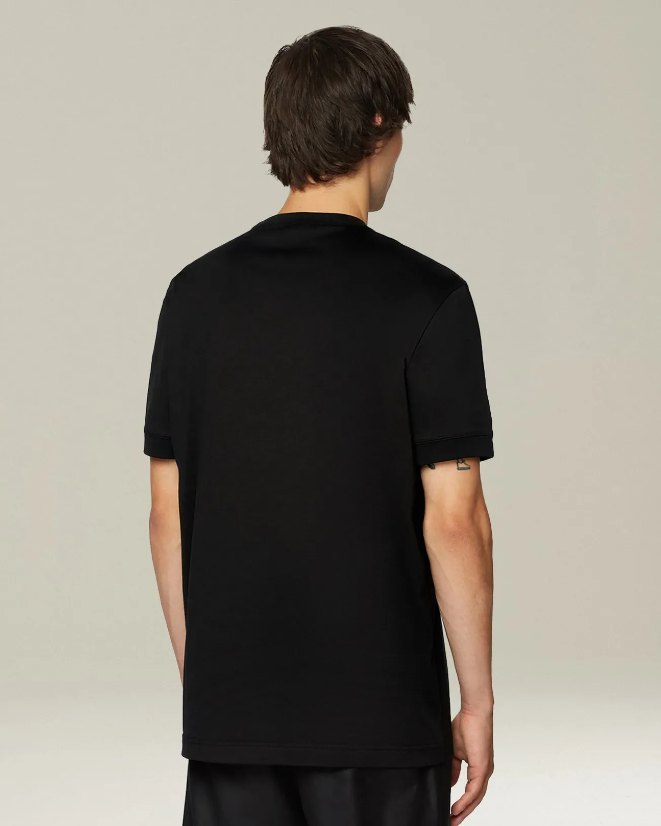 T-shirt KNT in Jersey di contone nera con taschino